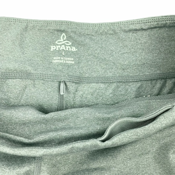 Prana Grey Athletic Shorts Lace Large - Picture 6 of 7